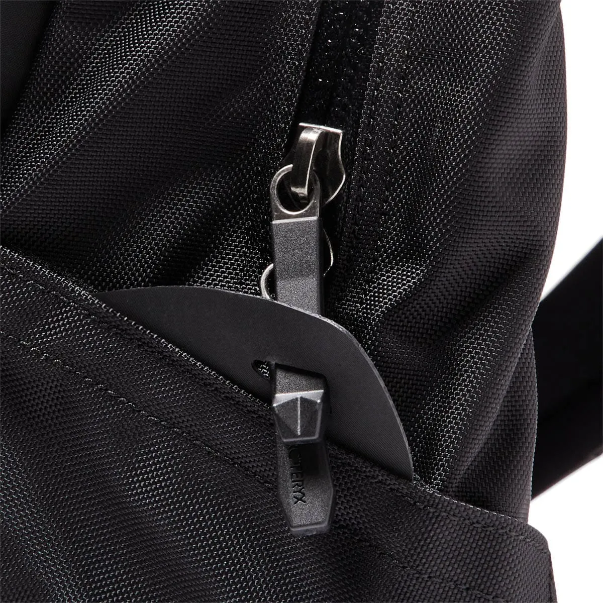 ARRO 22 BACKPACK Stealth Black