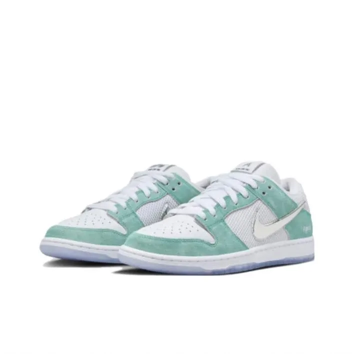 Dunk Low SB April Skateboards