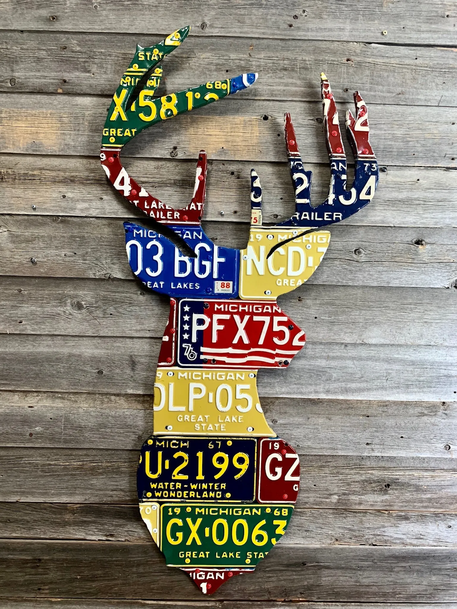 Michigan Whitetail Buck License Plate Art