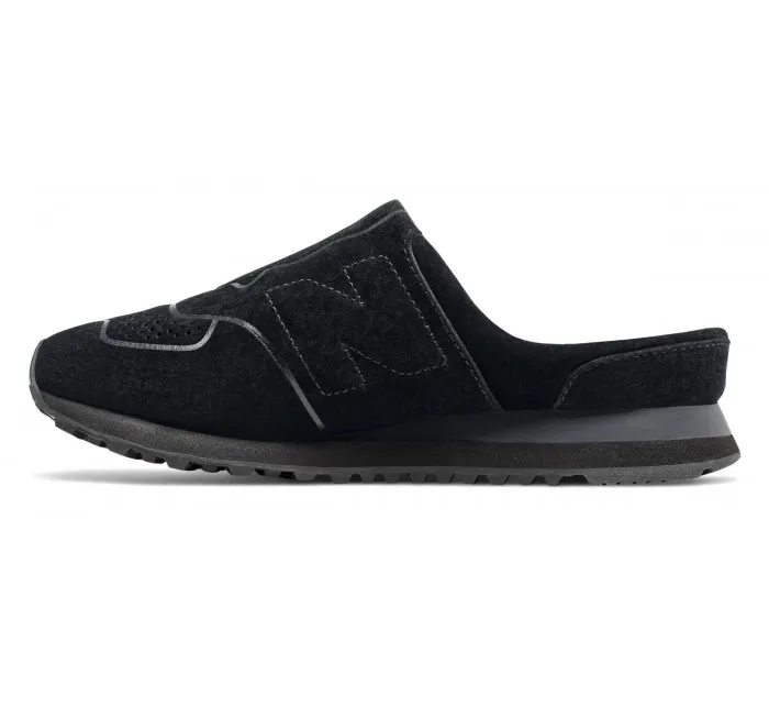 New Balance Women's 574 Slide Black