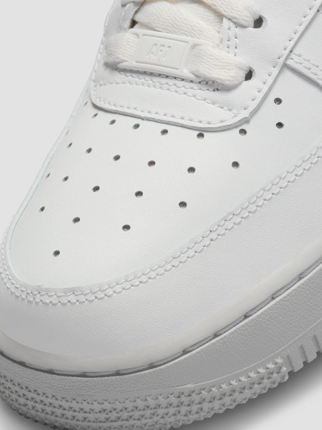 Nike Air Force 1 '07 ESS - Summit White/Fossil-Summit White