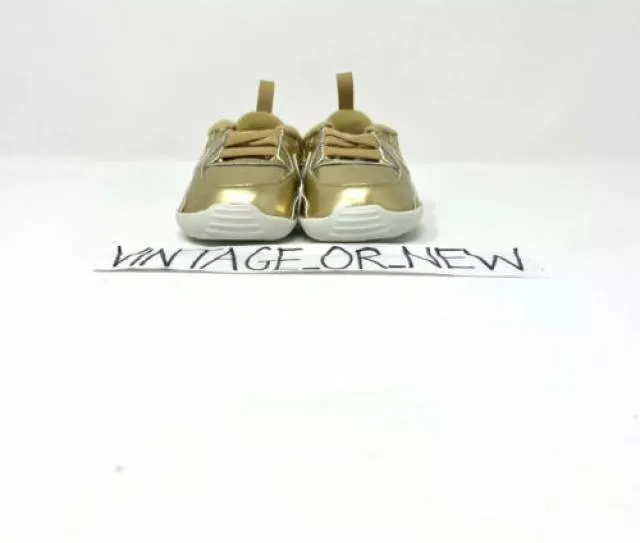 Nike Air Max ‘90 Crib QS Metallic Pack Gold 2020 Toddl...