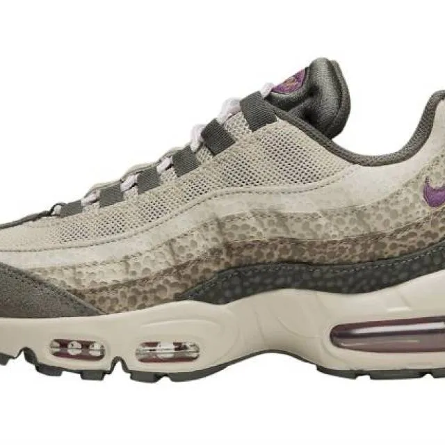 Nike Air Max 95 VIOTECH 2022 WMNS