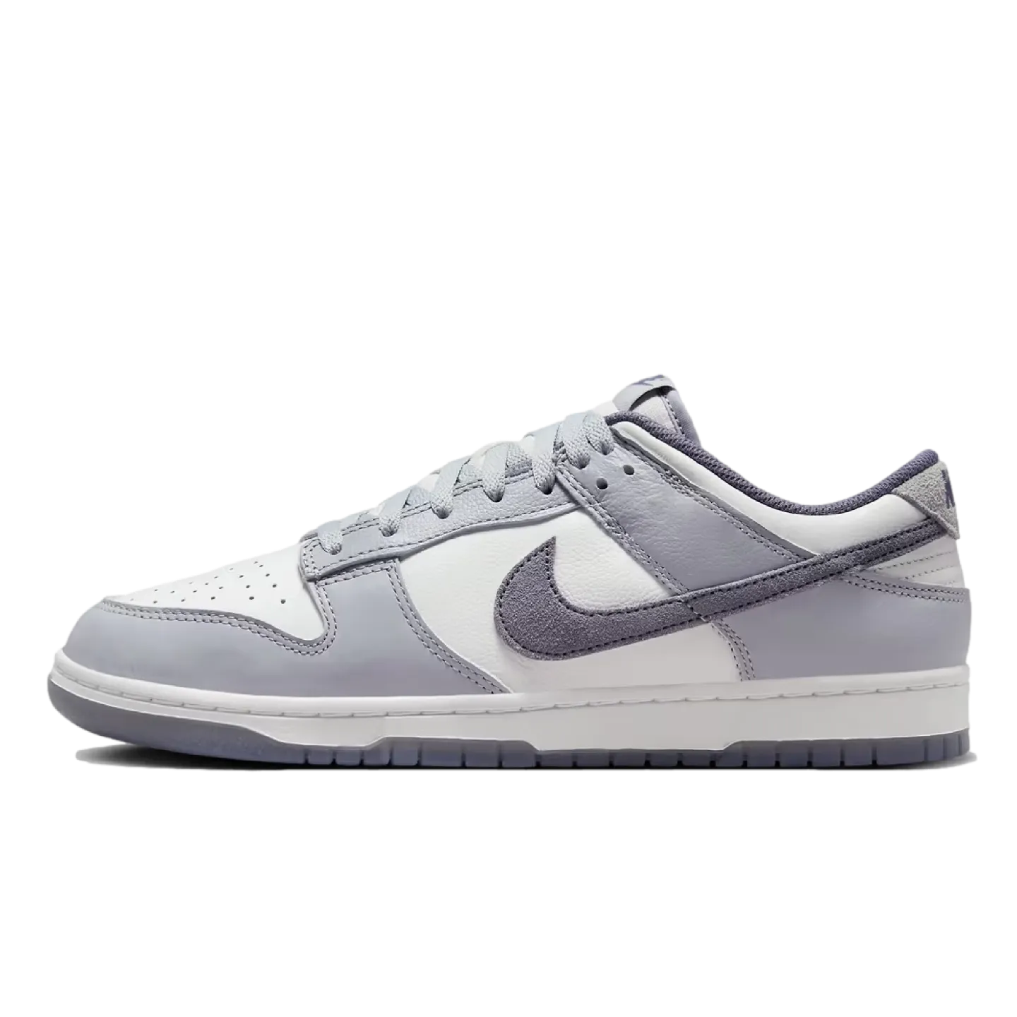 NIKE DUNK LOW SE LIGHT CARBON