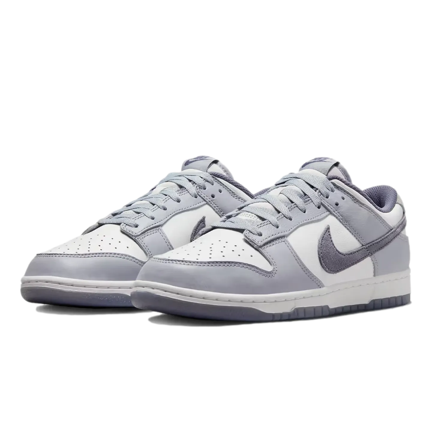 NIKE DUNK LOW SE LIGHT CARBON