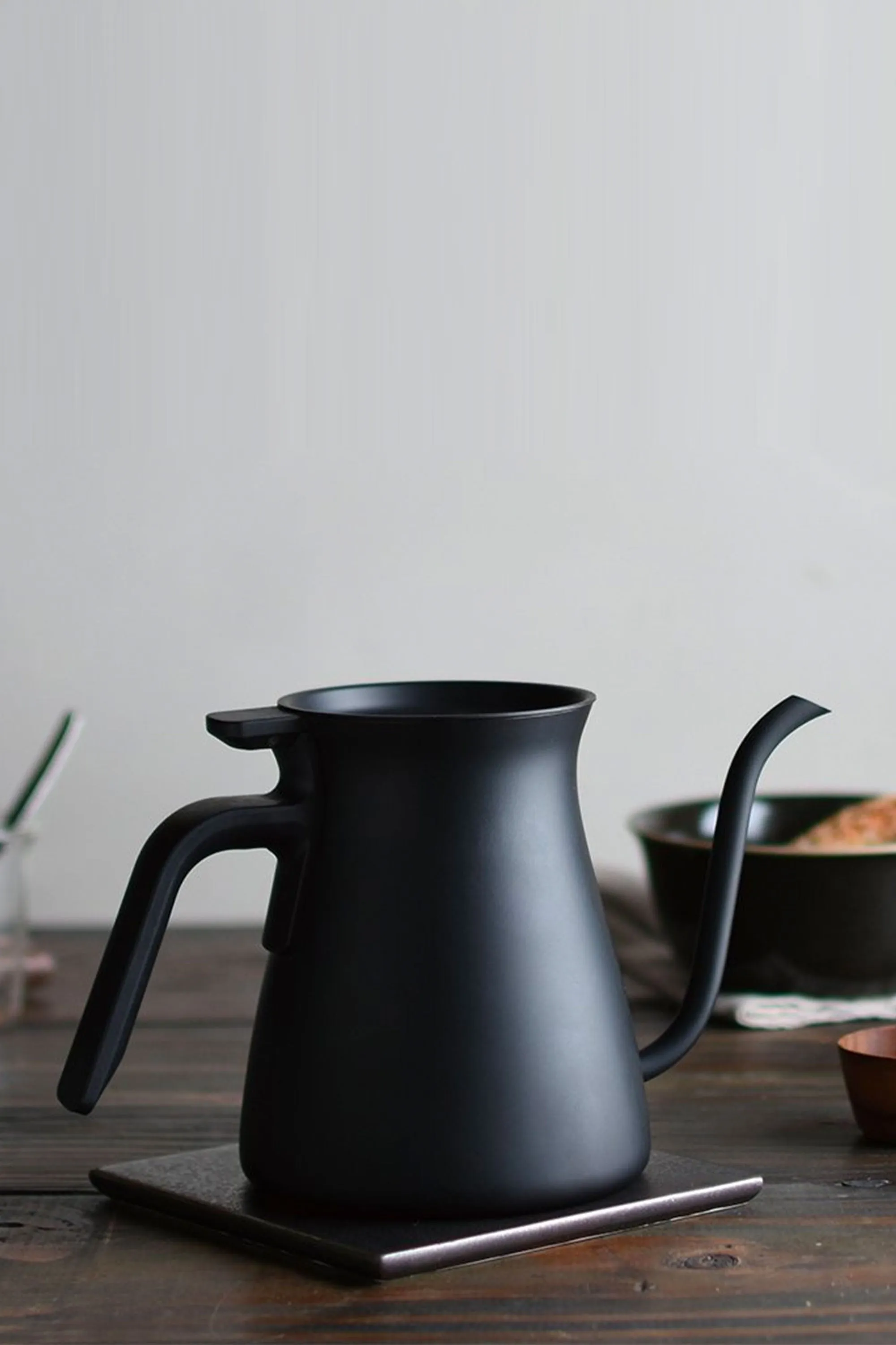 POUR-OVER KETTLE BY KINTO