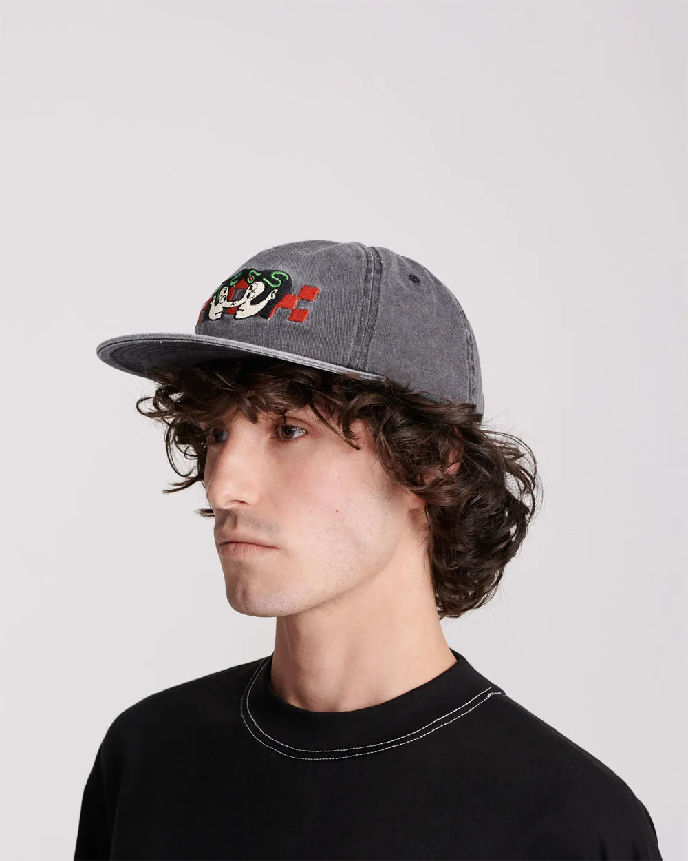 The Noir Cap - Black